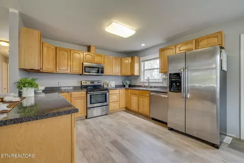 116 Valley View Ln, Heiskell, TN 37754 photo 8