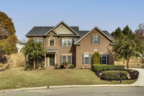 1815 Moss View Ln, Knoxville, TN 37932