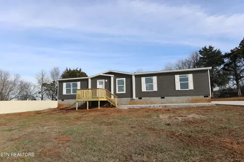 175 Meadow Lawn Dr, Englewood, TN 37329