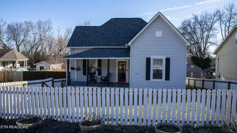 426 Hiawassee Ave, Knoxville, TN 37917