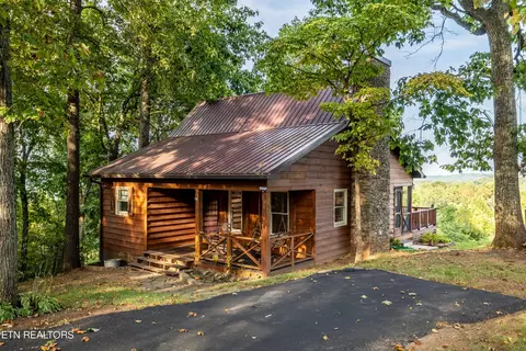 135 Eagle Ridge Dr, Philadelphia, TN 37846
