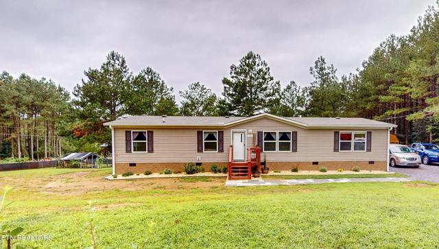 1586 N Bucks Pocket Se Rd, Old Fort, TN 37362