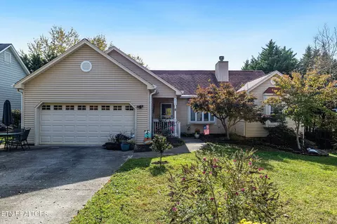 619 Copperfield Dr, Knoxville, TN 37934
