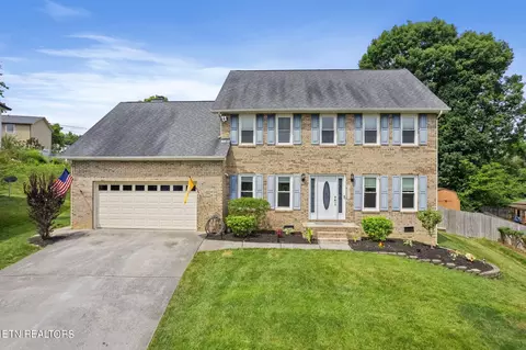 10073 Delle Meade Dr, Knoxville, TN 37931