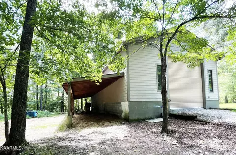 702 Cooper Lake Rd, Oneida, TN 37841 photo 21