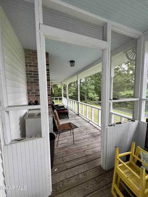 561 Grape Rough Rd, Oneida, TN 37841 photo 10