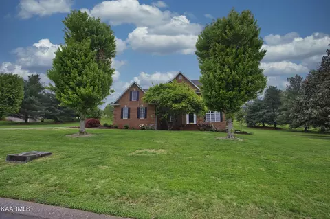 4096 Davis Ford Rd, Maryville, TN 37804