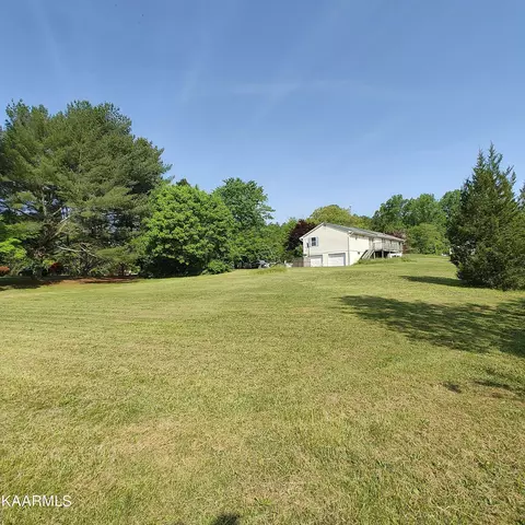 9900 Heiskell Rd, Heiskell, TN 37754 photo 14