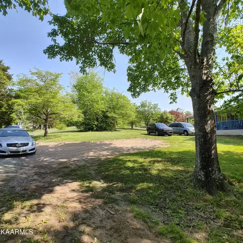 9900 Heiskell Rd, Heiskell, TN 37754 photo 6