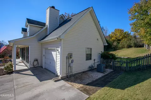 3705 Holgate Ln, Powell, TN 37849 photo 25
