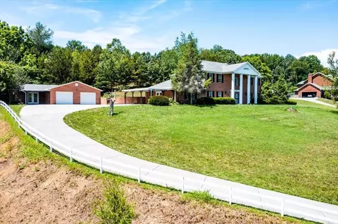 7515 W Pierce Dr, Talbott, TN 37877 photo 2