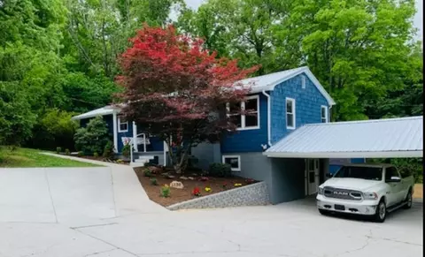 1330 Irwin Dr, Powell, TN 37849 photo 2