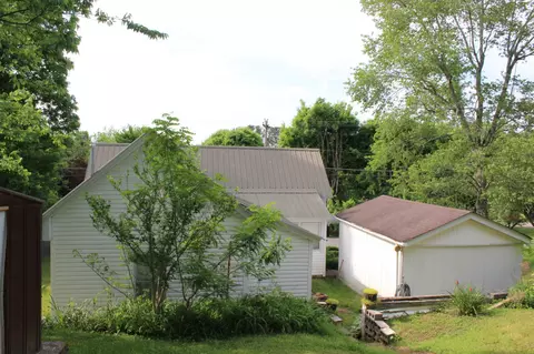 115 Sharp Rd, Athens, TN 37303 photo 3