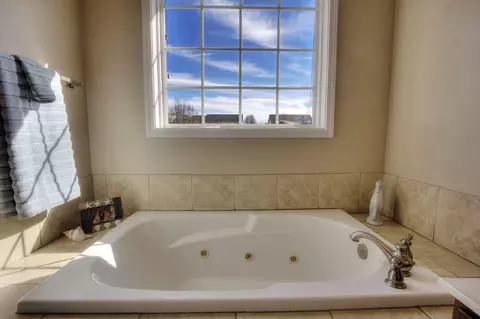 7626 Preston View Dr, Corryton, TN 37721 photo 17