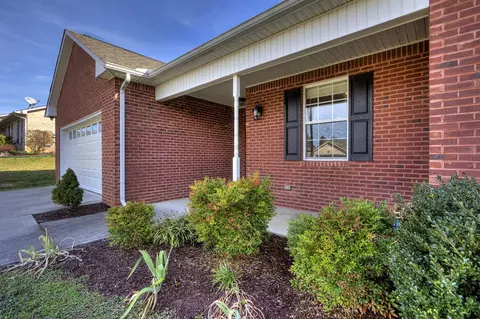 7626 Preston View Dr, Corryton, TN 37721 photo 2