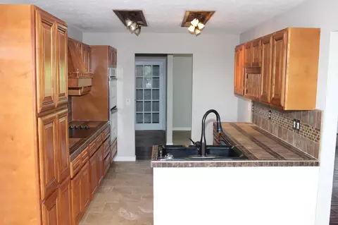 604 Emerald Ave, Kodak, TN 37764 photo 13
