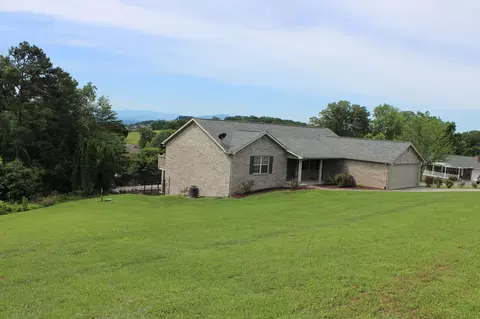 604 Emerald Ave, Kodak, TN 37764 photo 3