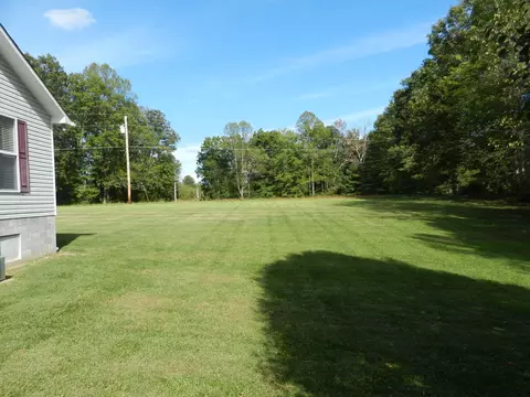 511 Cooper Lake Rd, Oneida, TN 37841 photo 6