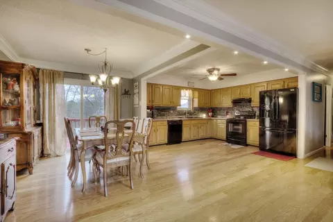 310 S Apache Rd, Clinton, TN 37716 photo 7