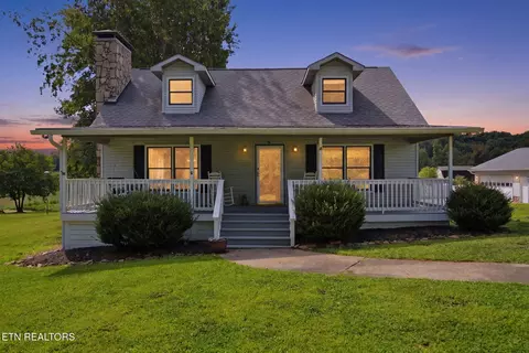 4422 French St, Maryville, TN 37804