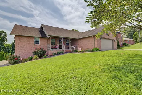 110 Gallahad Ct, Sevierville, TN 37876