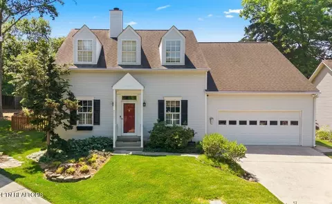 1129 Edenbridge Way, Knoxville, TN 37923