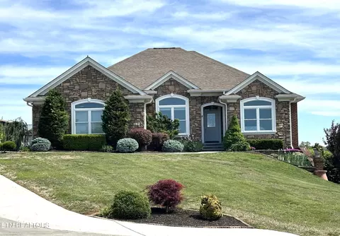 370 Leeper Overlook, Dandridge, TN 37725