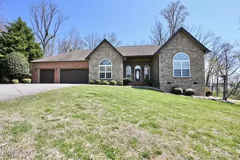 1261 Houston Springs Rd, Greenback, TN 37742