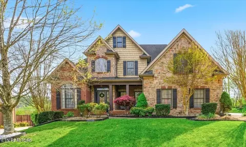 2421 Brooke Willow Blvd, Knoxville, TN 37932