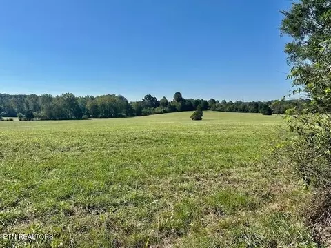 1 Indian Warpath Rd, Maryville, TN 37803