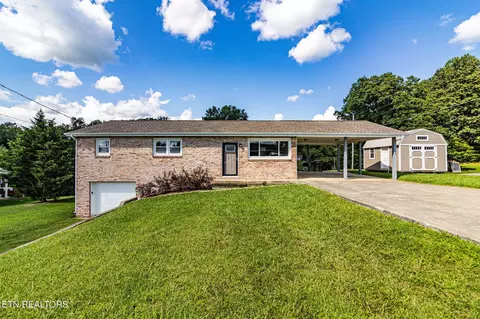 725 Willis Ave, Church Hill, TN 37642