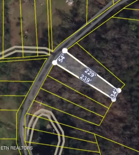 6030 Cherokee Indian Cir, Tallassee, TN 37878