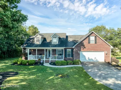 1138 Disco Loop Rd, Friendsville, TN 37737