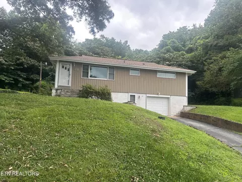 9921 Higdon Dr, Knoxville, TN 37931
