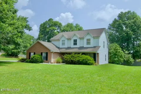 1234 N Wingate Way, Maryville, TN 37803