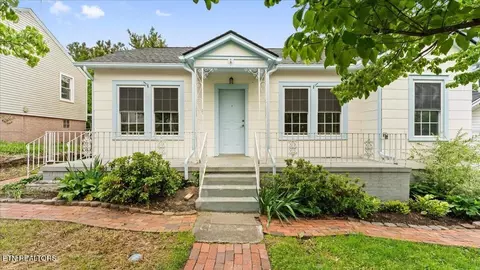 953 Maynard Ave, Knoxville, TN 37917