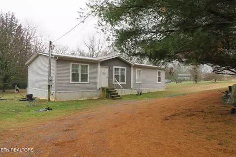 3350 Wildwood Rd, Maryville, TN 37804