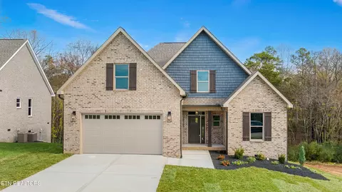 1091 Cheyenne Blvd, Lenoir City, TN 37772