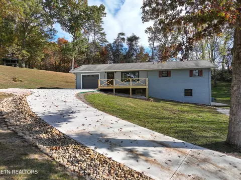 2477 W Lamar Alexander Pkwy, Maryville, TN 37801