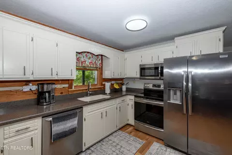 1075 Pine Ridge Ln, Clarkrange, TN 38553 photo 12