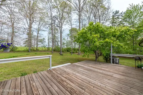 1075 Pine Ridge Ln, Clarkrange, TN 38553 photo 5