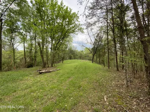 7814 Swaggerty Rd, Knoxville, TN 37920
