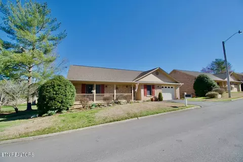 926 Portsmouth Cir, Maryville, TN 37803