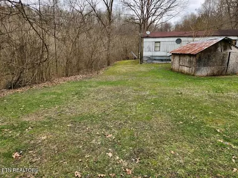 3156 Old Lowes Ferry Rd, Louisville, TN 37777