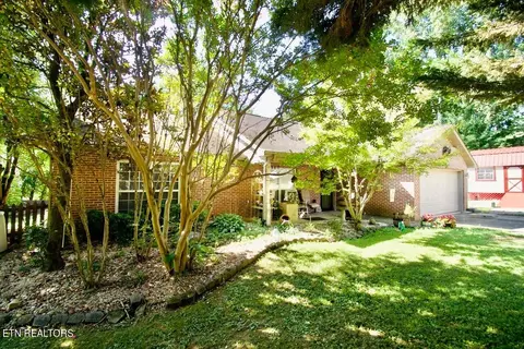5636 Hutton Ridge Rd, Maryville, TN 37801