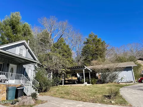 105 Natalie Dr, Oneida, TN 37841 photo 2