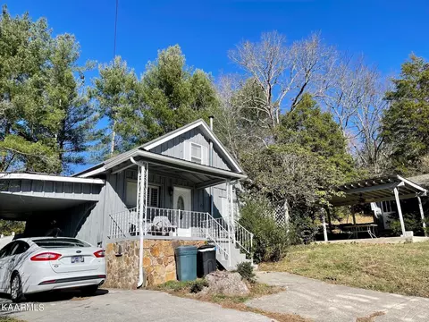 105 Natalie Dr, Oneida, TN 37841 photo 3