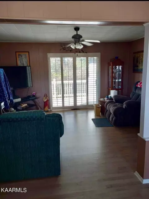 105 Natalie Dr, Oneida, TN 37841 photo 43