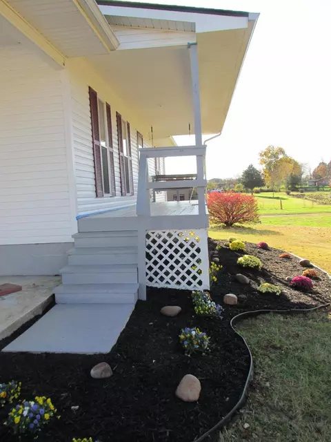 2955 Niles Ferry Rd, Greenback, TN 37742 photo 4