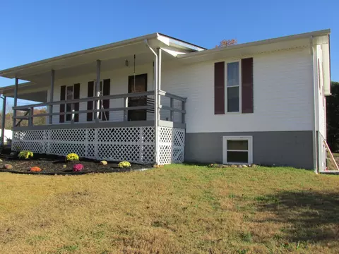 2955 Niles Ferry Rd, Greenback, TN 37742 photo 2